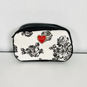 Betsey Johnson Cosmetic Bag Makeup Travel White & Black Roses Floral Loaf NWT